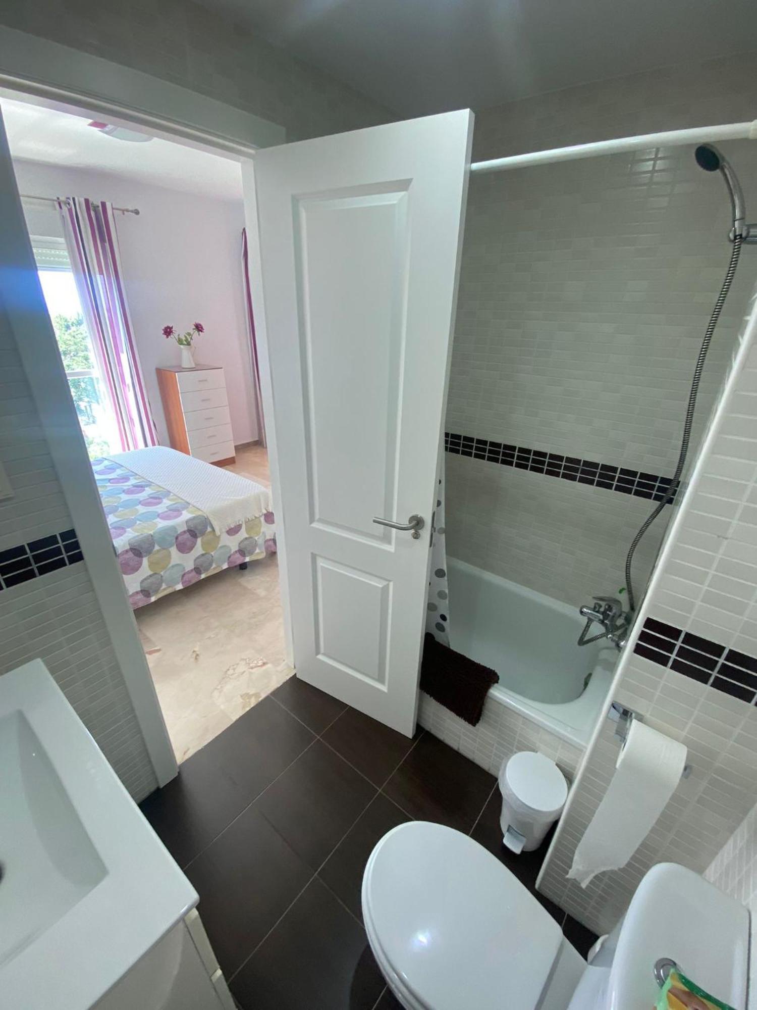 A&C Vistas Al Mar -Torre Del Mar - Malaga Appartement Velez Malaga Buitenkant foto